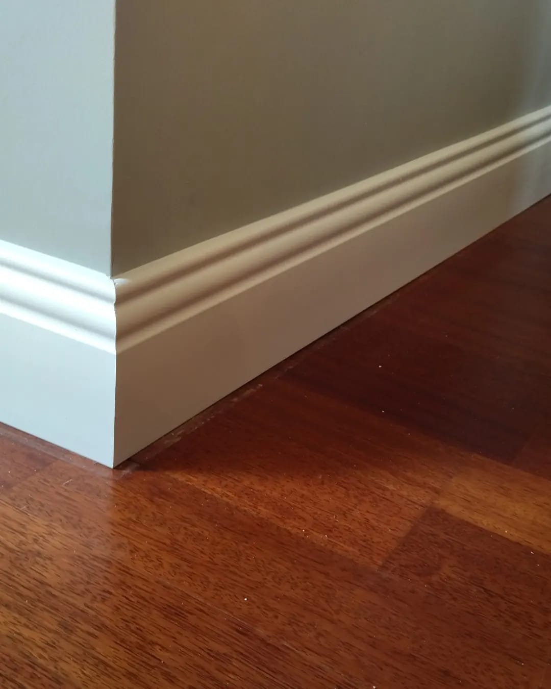 Bespoke Luxury: High-Profile Baseboards with Expert Architectural Support & Fast FedEx Shipping 🏠🚚