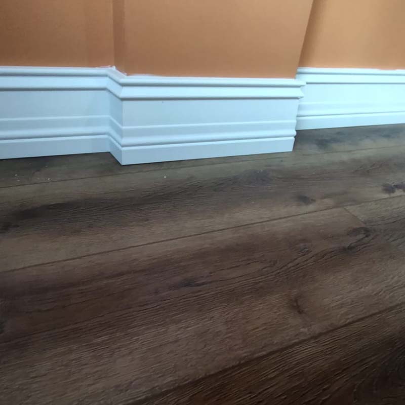 Bespoke Elegance & Fast Delivery: High-Profile Baseboards with Expert Architectural Support